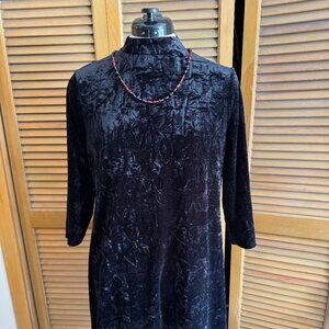 Black Crushed Velvet Simply Vera Vera Wang  3/4 Sleeve Dress Size M